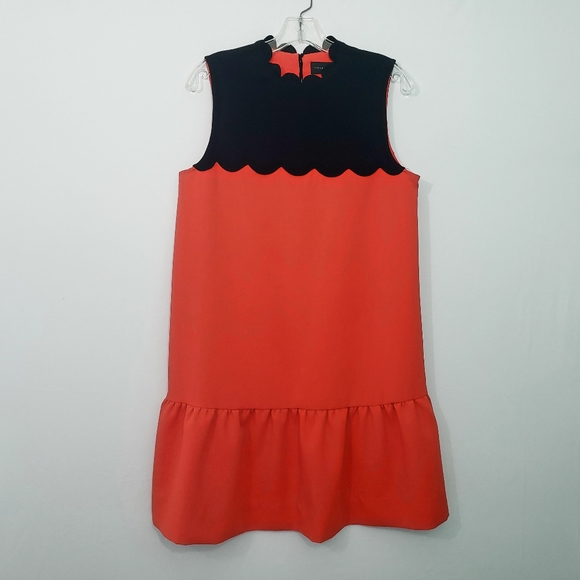 Victoria Beckham Dresses & Skirts - Victoria Beckham For Target Scallop Dress